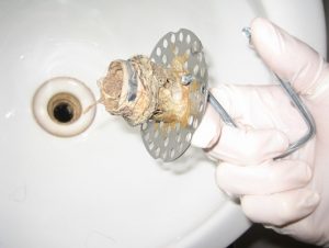 Cleaning a clogged drain